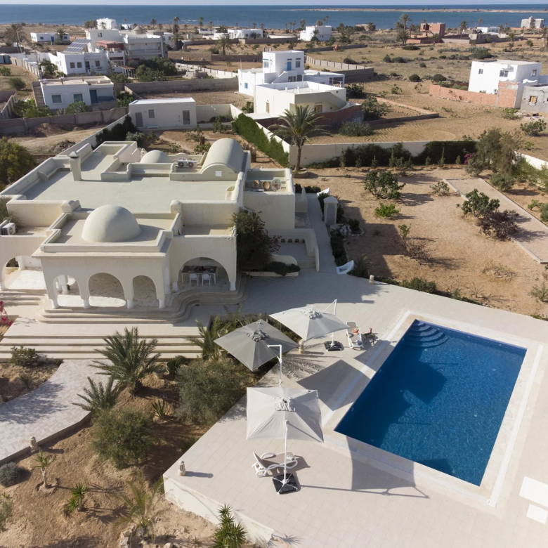 Luxury real estate photo | Charming Properties