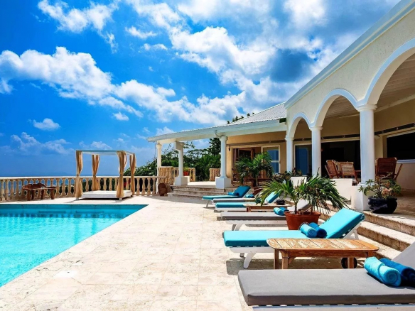 Sale Villa panoramic view Orient Bay, Saint-Martin
