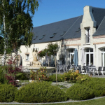 Luxury Hotel Estate 30 minutes from Reims – 21 Rooms