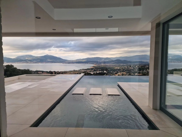 Propriété Moderne à Porticcio Vue Mer Exceptionnelle 🌊
