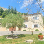Maison 4 pièces 240 m² ? Coursegoules ? Vue dégagée