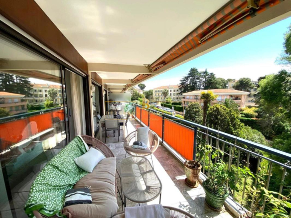 RARE-Appartement 3pièces_Quartier Oxford_114 m²-Terrasse 41m²