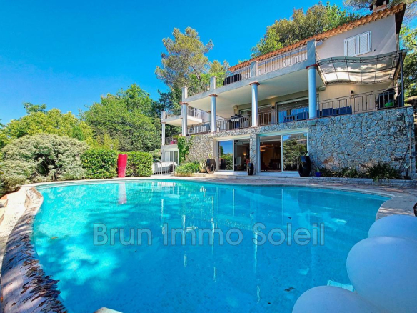 Roquefort Les Pins Beautiful property in the Roquefo sector