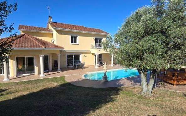 High standing, well -being, spaces and nature, 205 m2 +175 m2