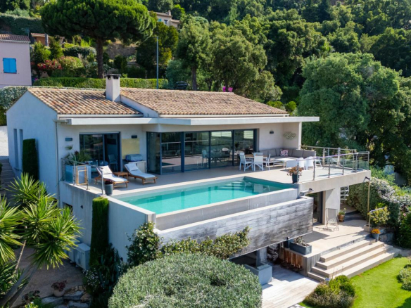 Secure a Rare Luxury Villa Today and Save Over 1M? Deferred Possession in 8 Years