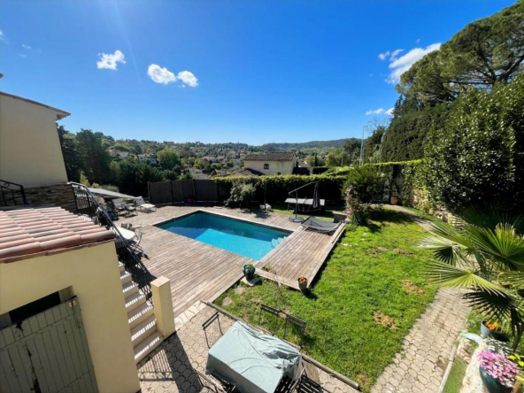 Villa 7 pièces avec piscine 178 m2 La Colle sur Loup