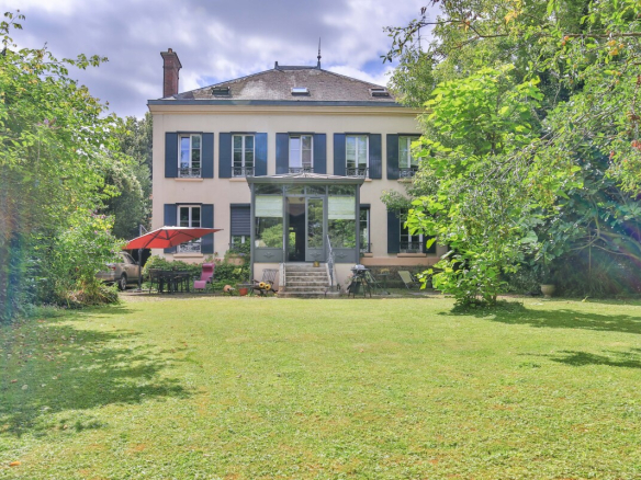 Maison – Chessy/Esbly- 330m²