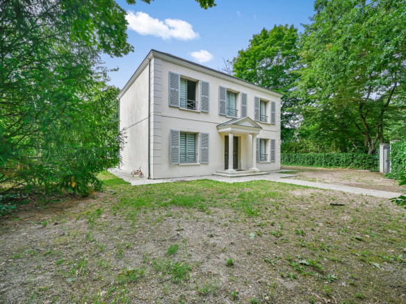 House – Maisons-Laffitte – 145m²