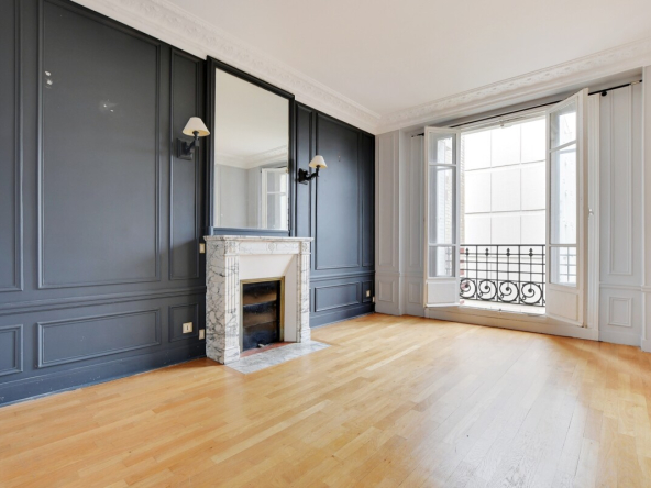 Beautiful apartment – ​​5 rooms – Courbevoie – 96m²