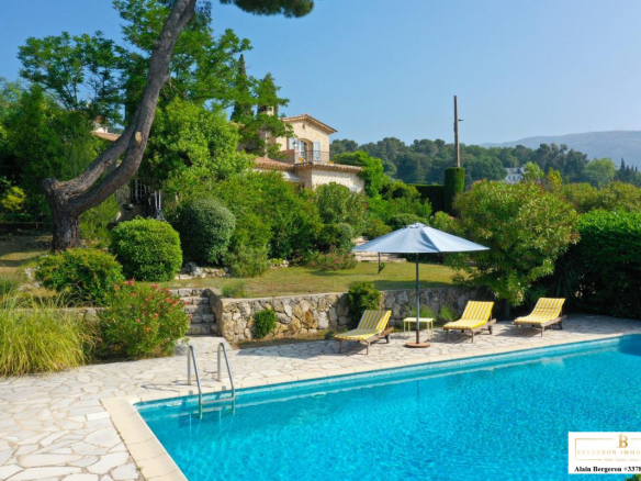 Havre of peace in Cabris Provencal Elegance