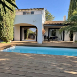 Villa de charme de 170 M2 dans quartier résidentiel aux Angl