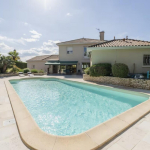 High-end services near Poitiers