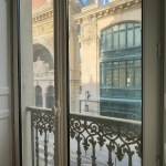 Bel appartement balcon filant en angle avec vue sur monument3 chambres et un bureau