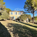 Bastide provençale à Lorgues