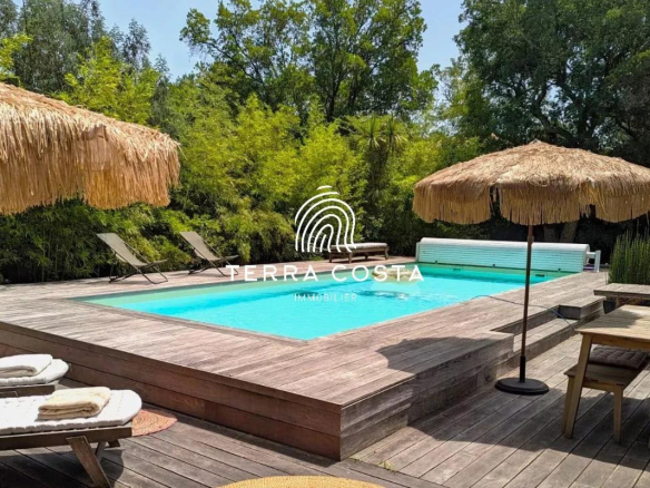 Charming house on the beach