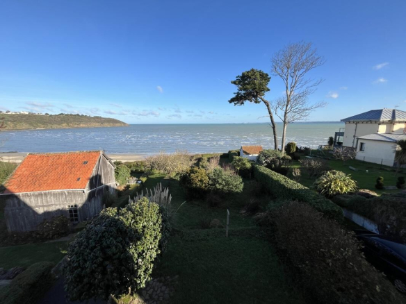 House 181 m² – Seaside