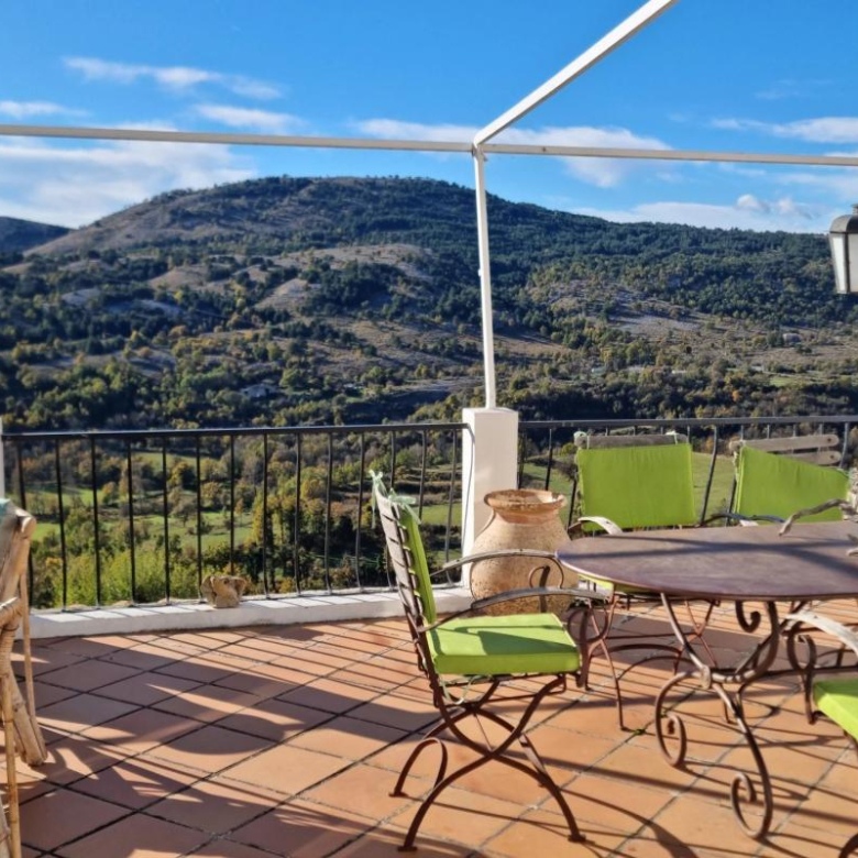 Ensemble de 24 villas de luxe meublées & leurs piscines – D