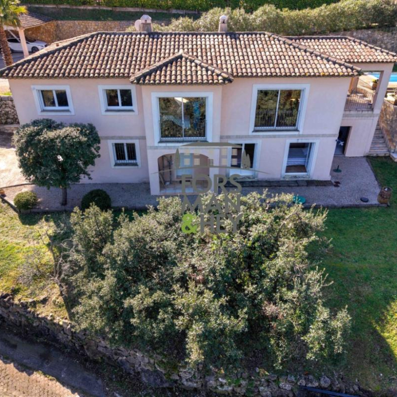 Alpes Maritimes (06) NICE MONT BORON / CAP DE NICE  – Villa de 320 m2 Piscine Vue Mer Epoustouflante