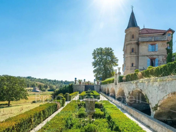 vente château 23 Pièce(s)