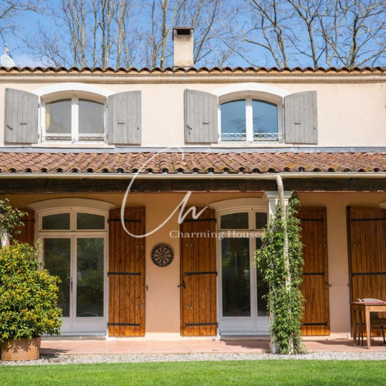 Beau loft industriel aménagé avec gout en 3 chambres