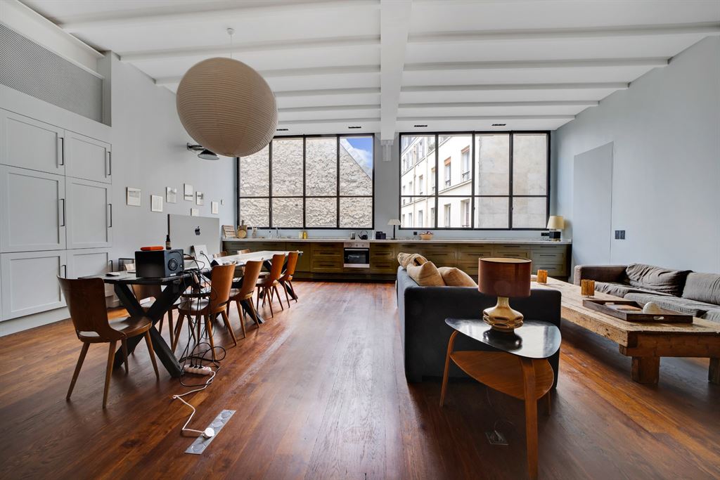 Beautiful industrial loft tastefully converted into 3 bedrooms