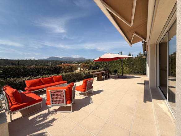 Villa La Colle Sur Loup 6 pièces 179 m2 Piscine