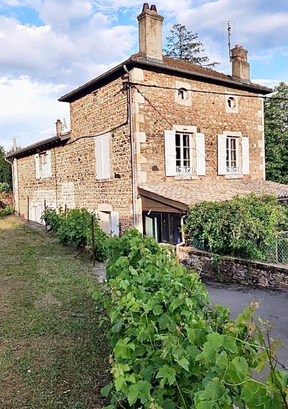 Ecully Family home 208m2 Plot 979m2