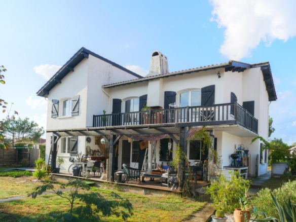 Maison – Biscarrosse – 220m²