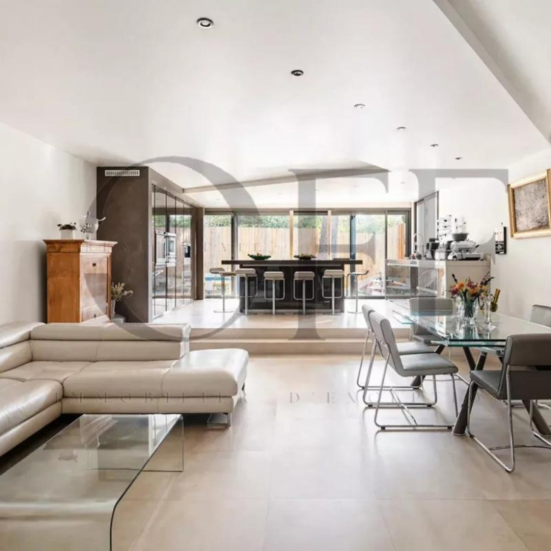 Biot ? Maison familiale avec jardin enchanteur et appartement indépendant