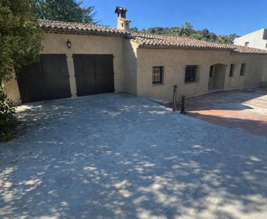 Villa – Valbonne – 142m²
