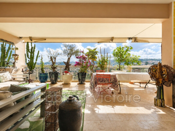 3-room apartment - Top floor - terraces, garage and swimming pool