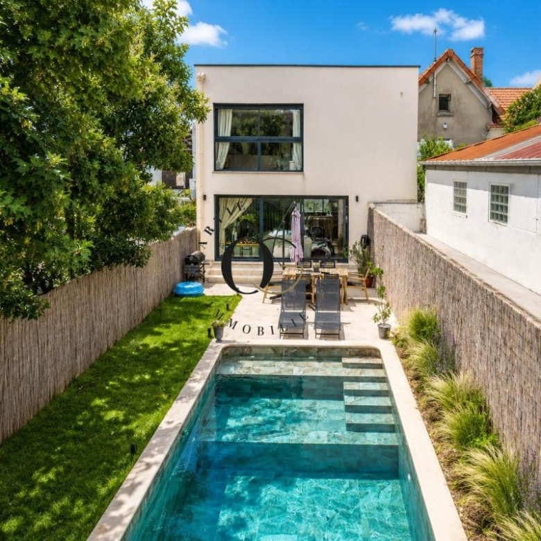 Grasse: A discreet address between the city and the sea horizon