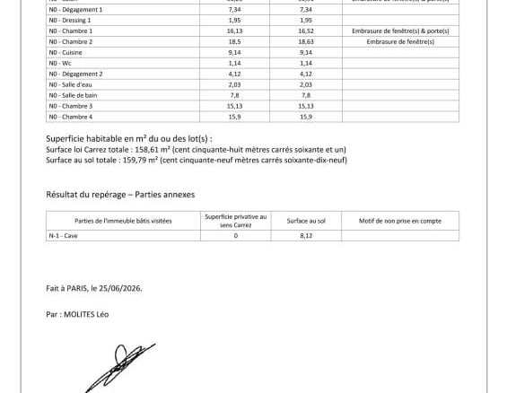 Document de rapport sur un appartement de 160 m² à Paris 5ème, avec détails de surface et caractéristiques.