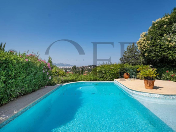 MARSEILLE 12ᵉ Vue mer • Domaine privé • Villa d’exception • Piscine • 220 m²
