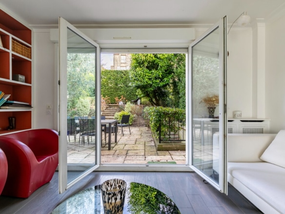 Luxury real estate photo | Charming Properties