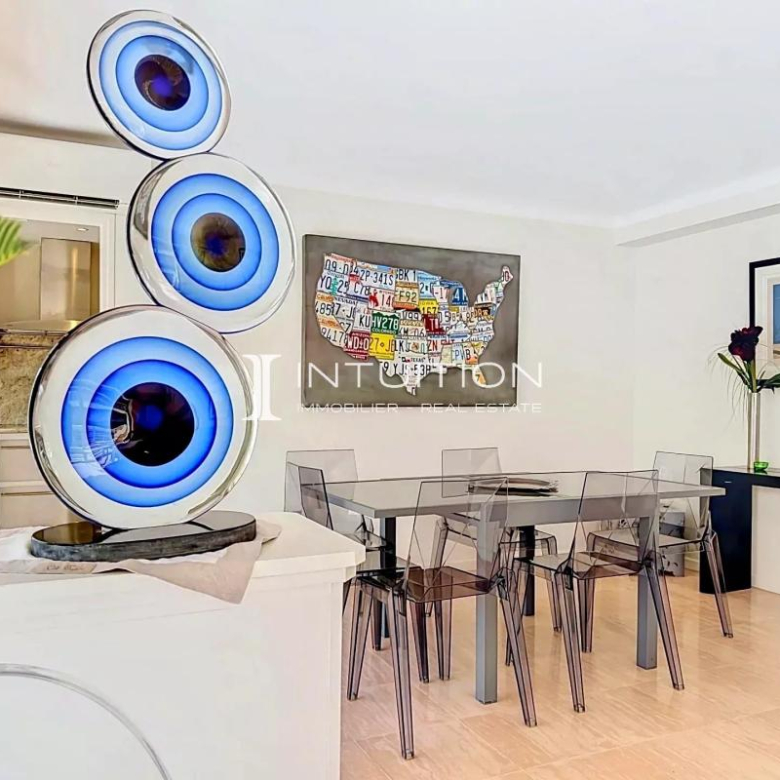 Luxury real estate photo | Charming Properties