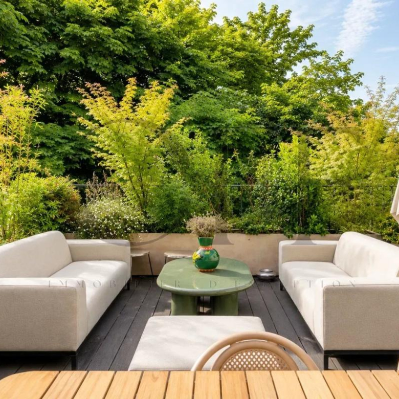 Luxury real estate photo | Charming Properties