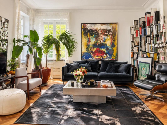 Luxury real estate photo | Charming Properties