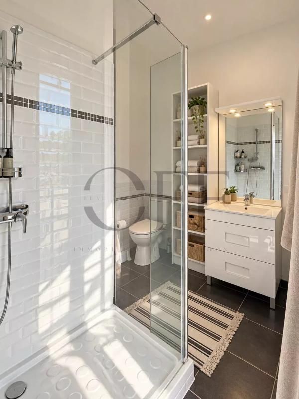 Contemporary bathroom Modern bathroom with walk-in shower and vanity unit.
