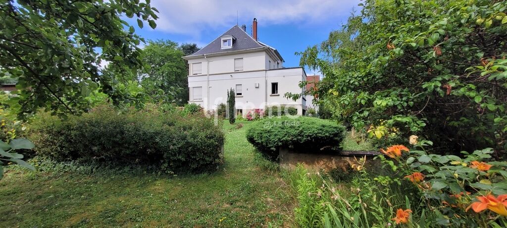 Luxury real estate photo | Charming Properties