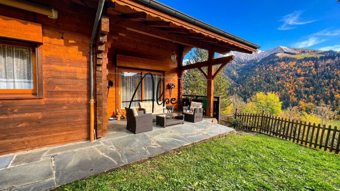 Chalet d’exception à La Clusaz Chalet en bois avec terrasse et vue sur les montagnes à La Clusaz