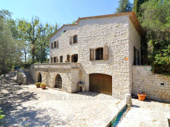 VUE MER   SAINT JEANNET  BRUN IMMO SOLEIL 7BD Kennedy cagnes