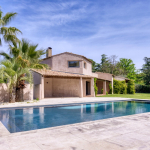 Villa - Nîmes - 325m²