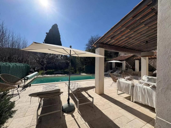 Bargemon ? Villa de charme rénovée avec piscine