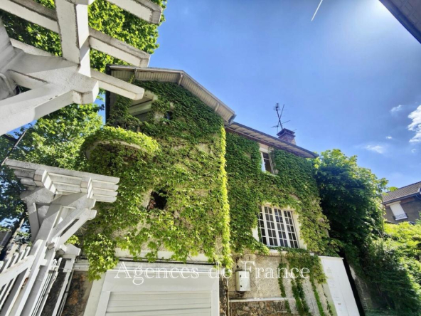 Maison Art Déco – Campagne à Paris  Mouzaia- 190m²