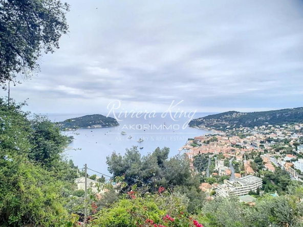 VILLEFRANCHE CORNE D’OR Hôtel Particulier