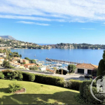 Villefranche-sur-Mer appartement 3P vue mer piscine, parking, cave