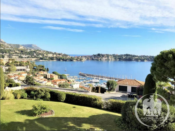Villefranche-sur-Mer appartement 3P vue mer piscine, parking, cave