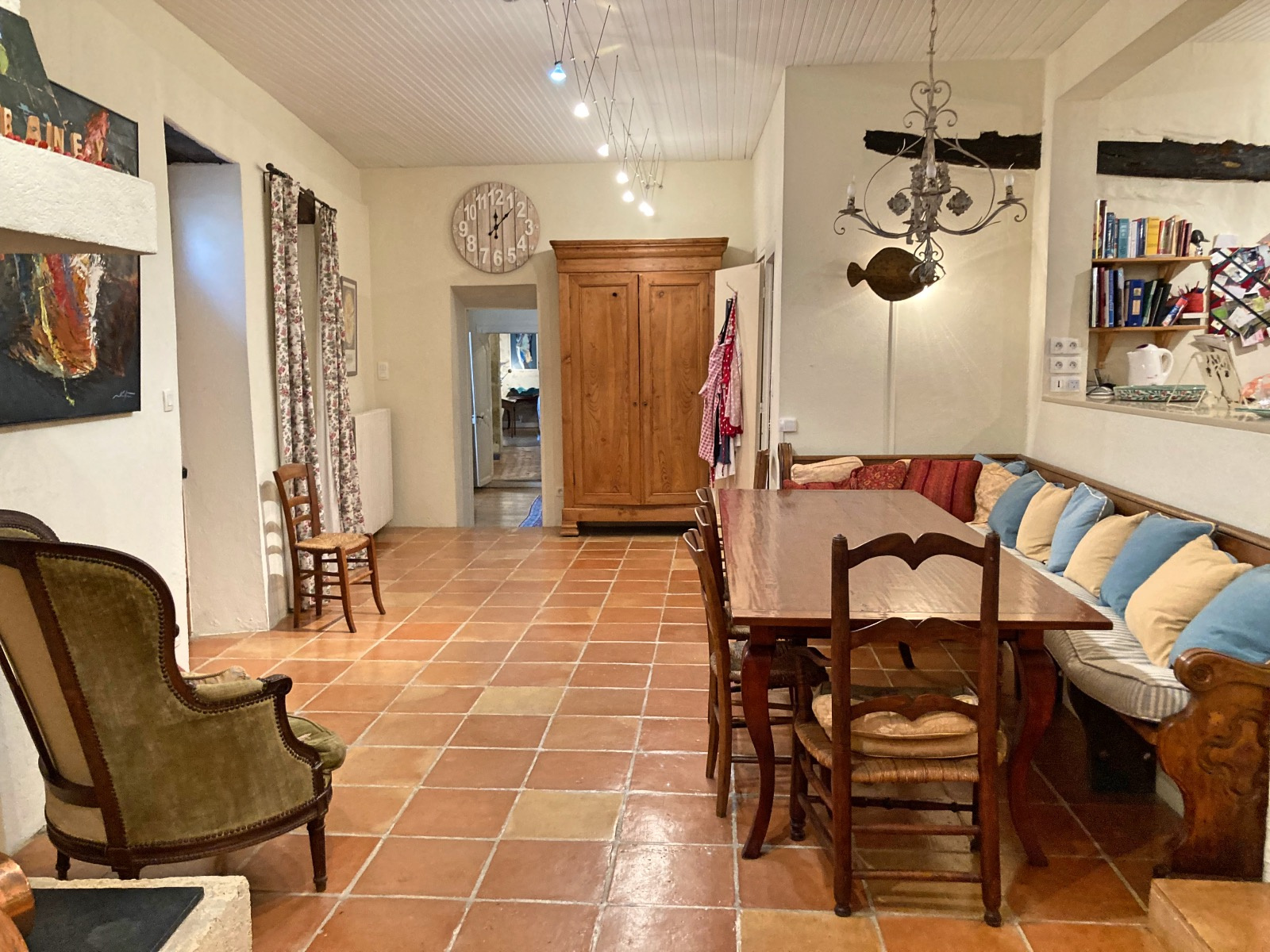 photo_984de37c551245edfc5206a41a7d427a