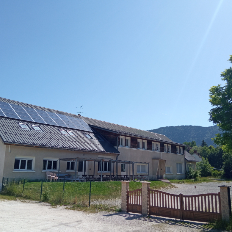 Confidential Sale – Large Equestrian Estate with Stables